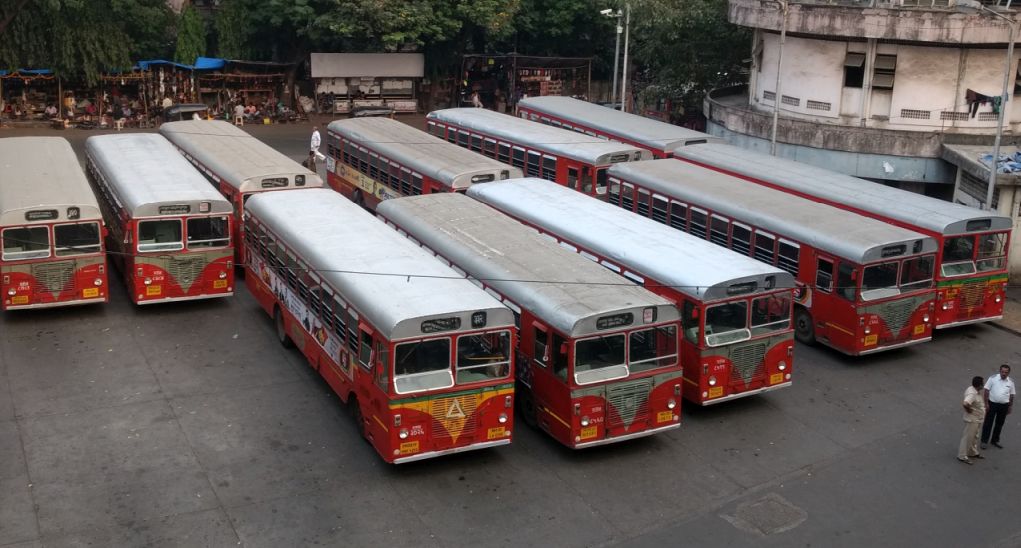 Buses parked at Agarkar Chowk in 2018, viewed from the skywalk by Srikanth Ramakrishnan